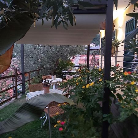 Il Rosale A Celle Ligure Bed & Breakfast エクステリア 写真