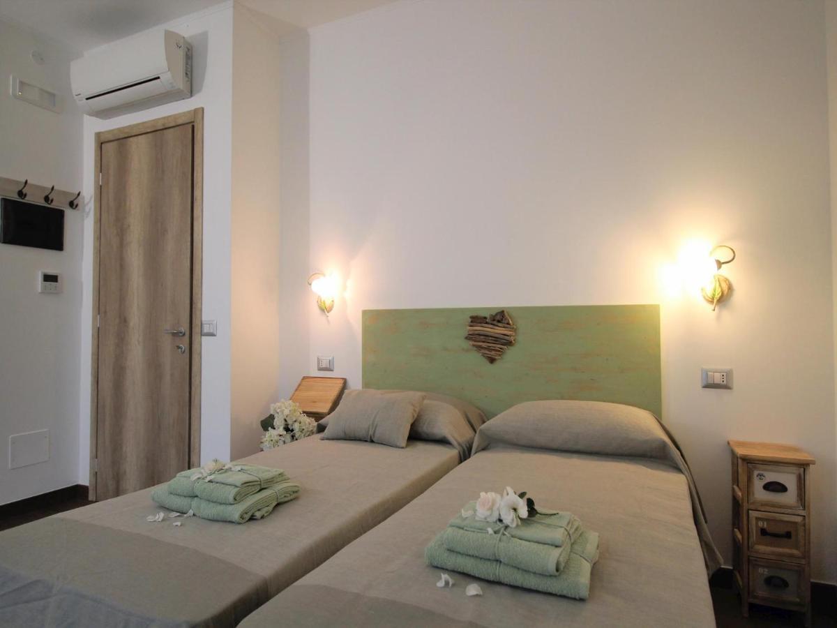 Il Rosale A Celle Ligure Bed & Breakfast エクステリア 写真