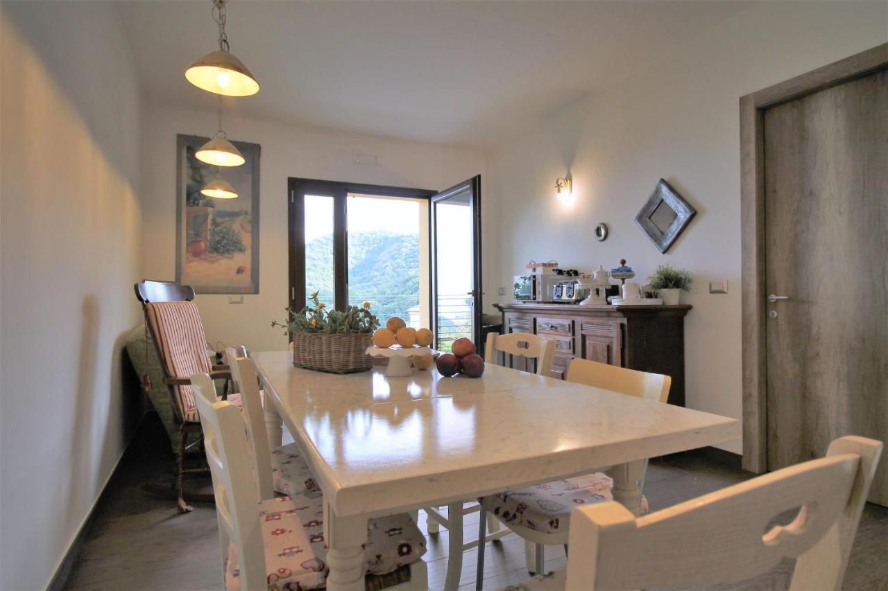 Il Rosale A Celle Ligure Bed & Breakfast エクステリア 写真